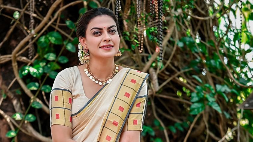 വിഴിഞ്ഞം കൊലപാതകം: ‘ഇവിടെ എന്താണ് നടക്കുന്നത്?’ – അനുശ്രീയുടെ രൂക്ഷ പ്രതികരണം